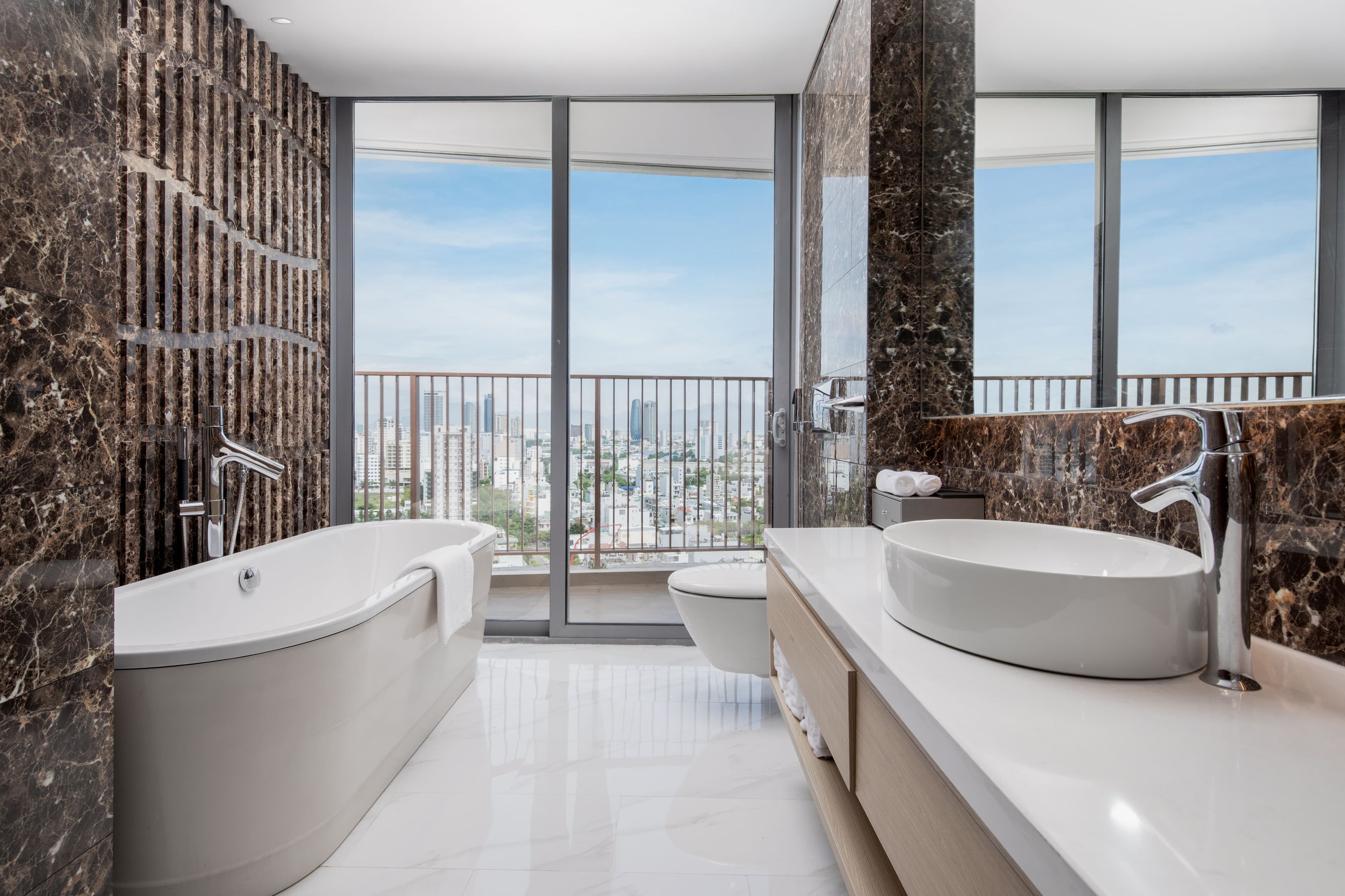 Deluxe Family Suite with One Bedroom, City View - Wyndham Soleil Hotel